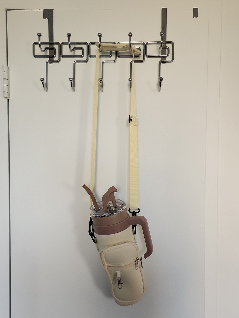 Mauve Travel Tumbler With Handle And Cream Crossbody Holder